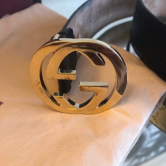 ❤️SOLD❤️Authentic Black And Gold Gucci Belt - Picture 3 of 16
